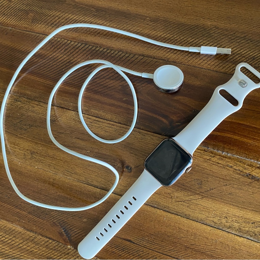 Apple Watch Series 4 40mm gold stainless steel